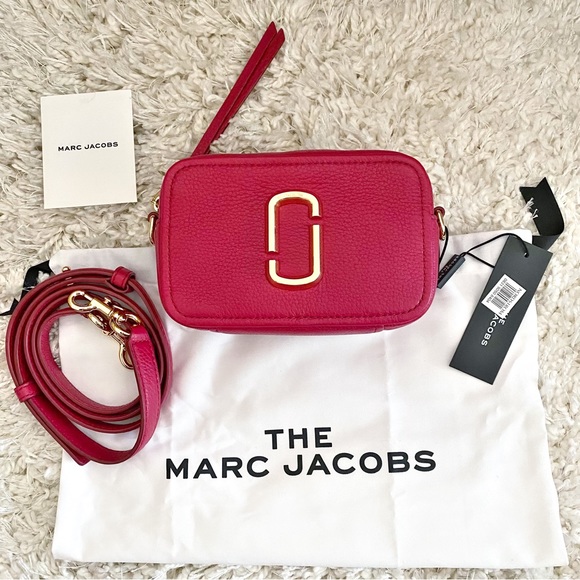 THE MARC JACOBS The Softshot 17 Leather Bag Red - Picture 7 of 10